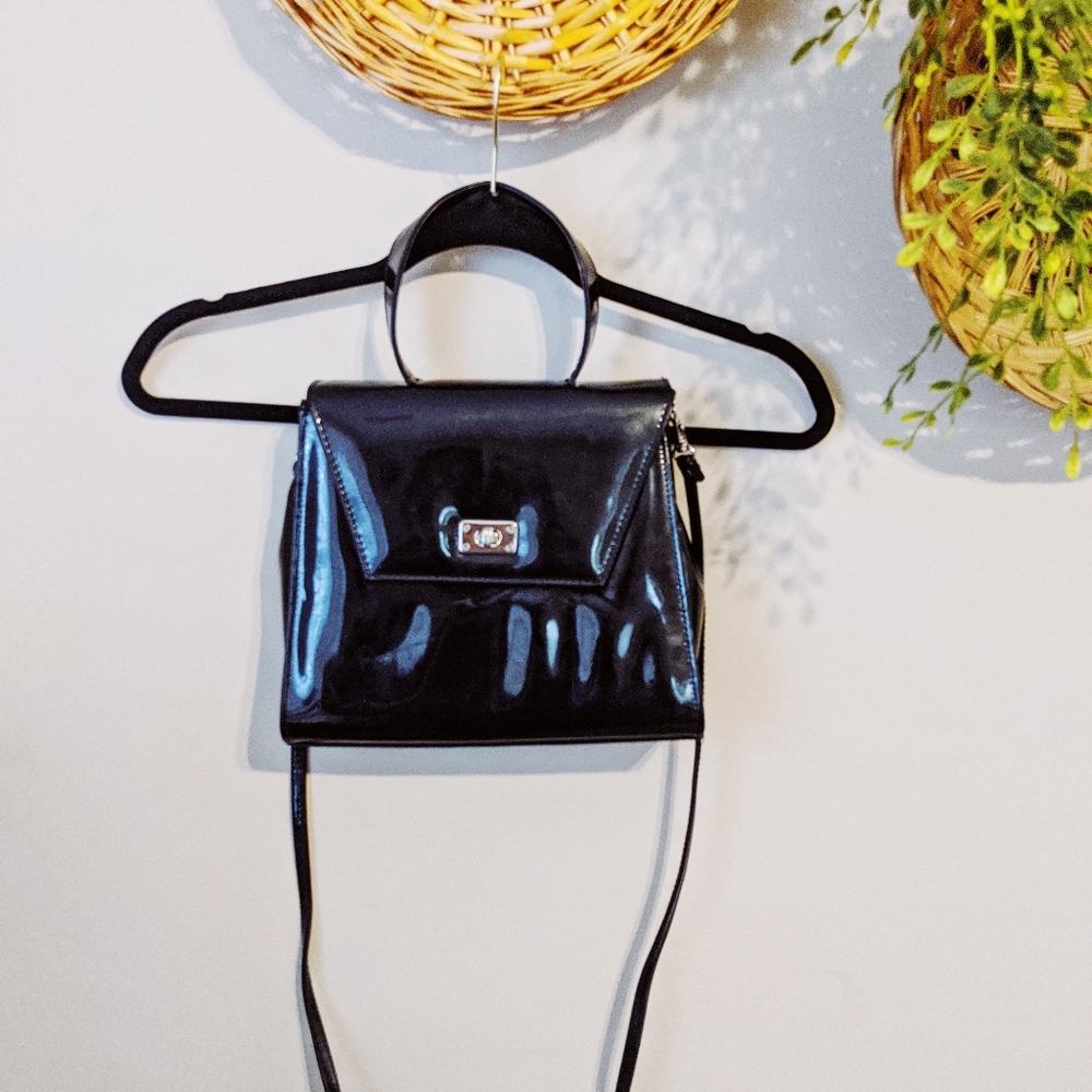 Vintage Patent Faux Leather Purse